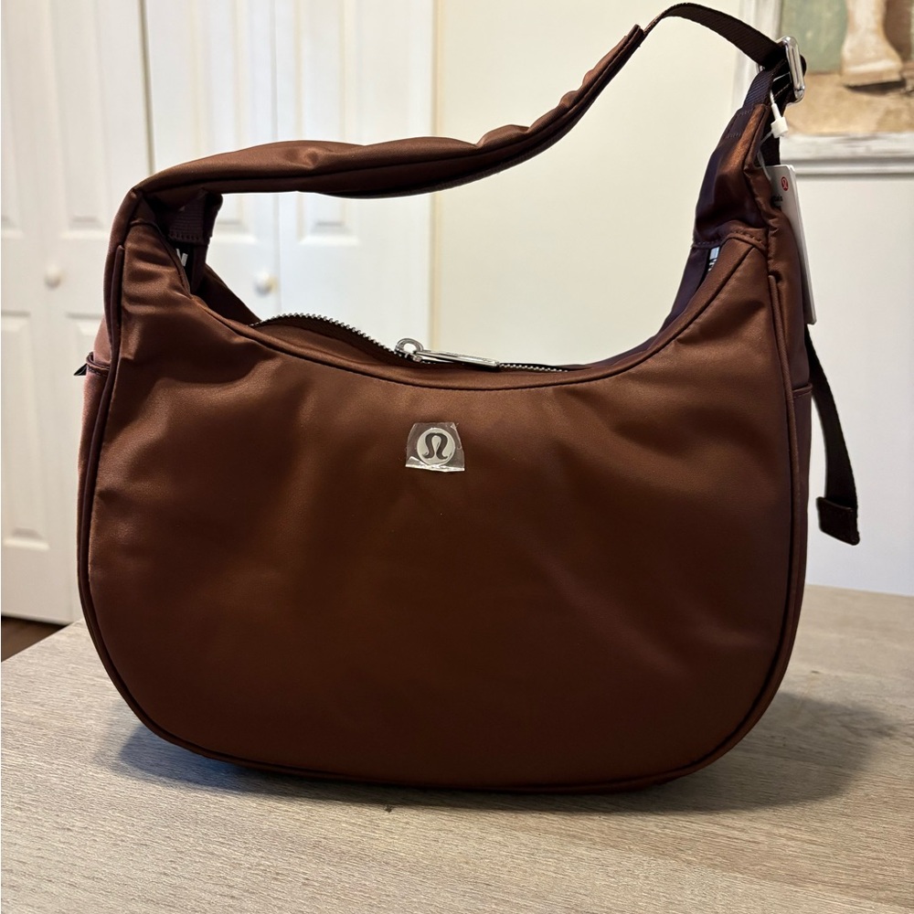 Lululemon City Essentials Shoulder bag 4L